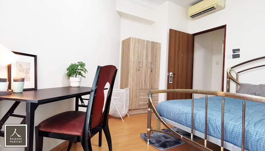 Johnny Tan's room