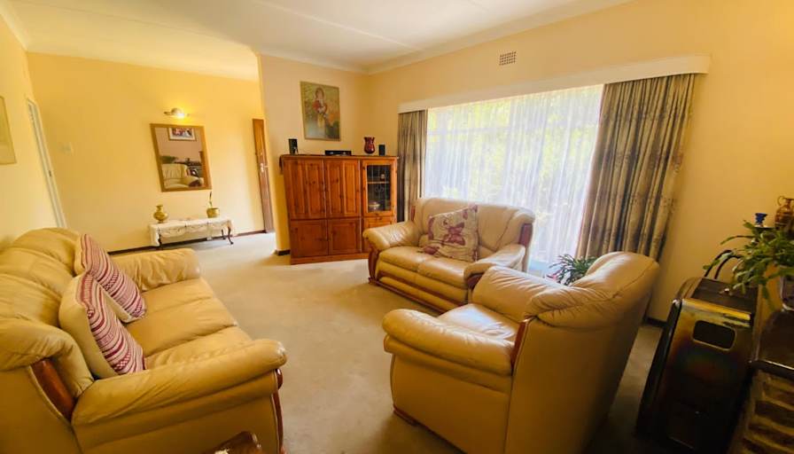 Taonga Makoni's room