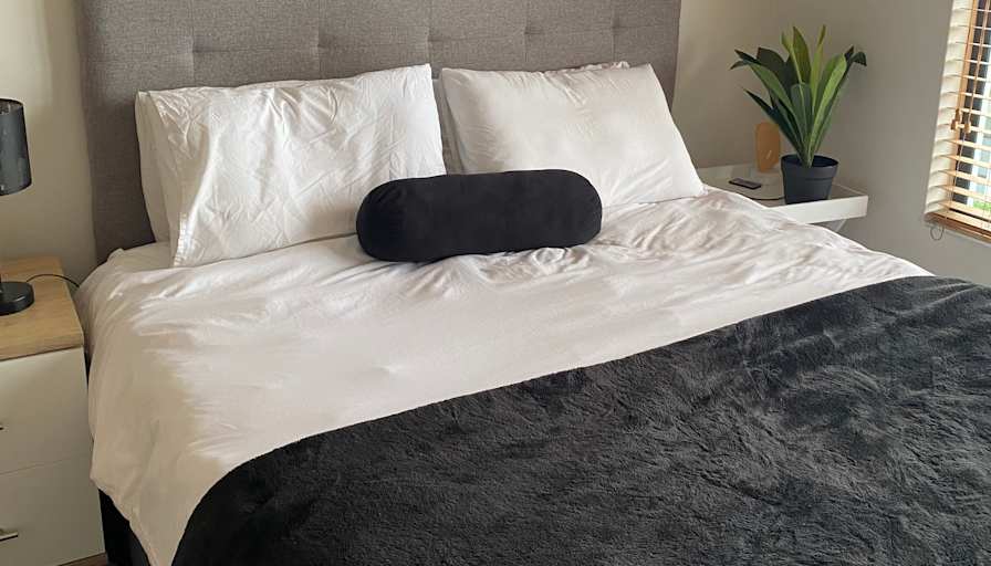 OLUWATOSIN's room
