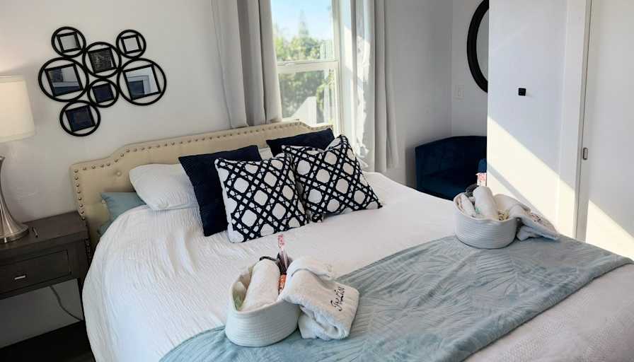 Tre Lisa Aarons's room