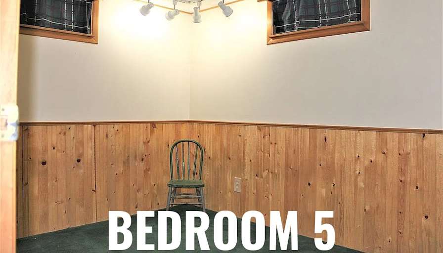 HomeCrew's room