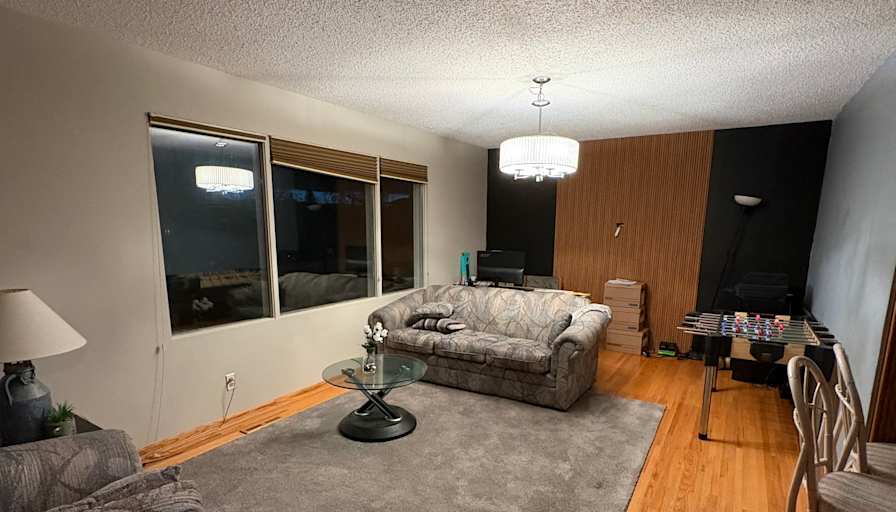 Ali's room