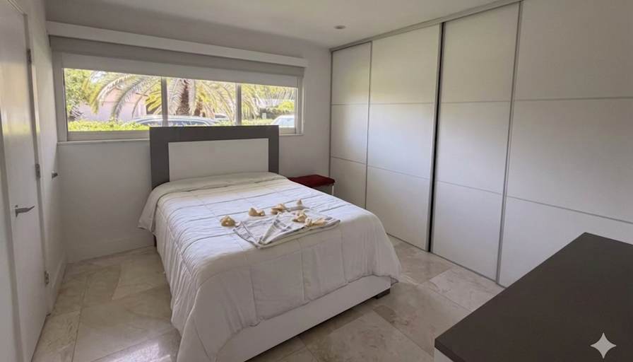 Betty's room