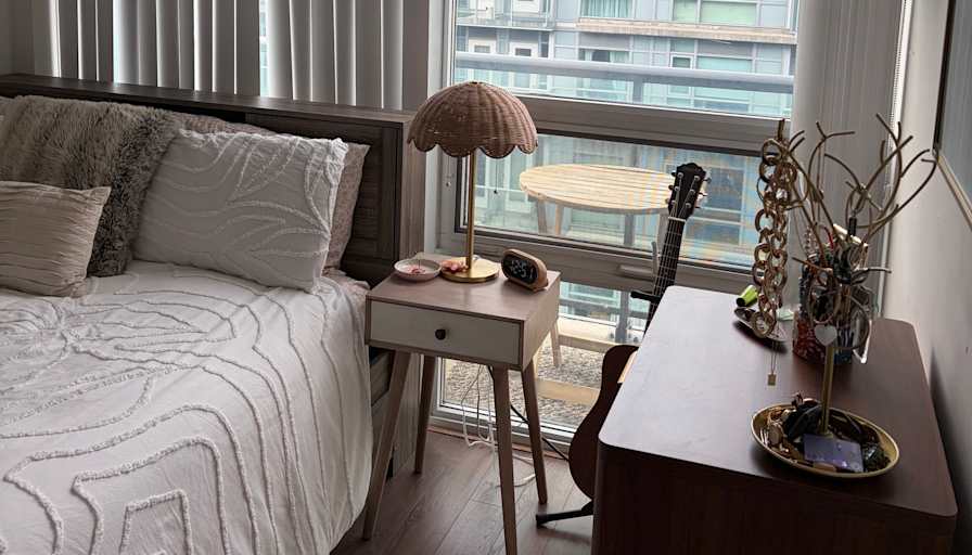 Segan's room