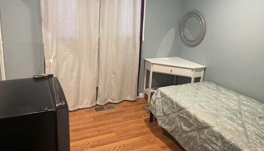 Rosalie's room