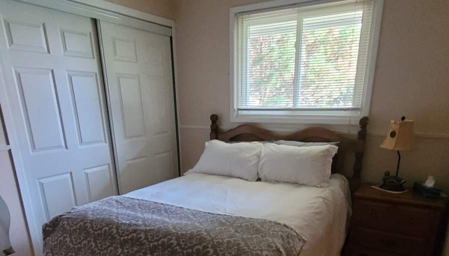 Annie's room