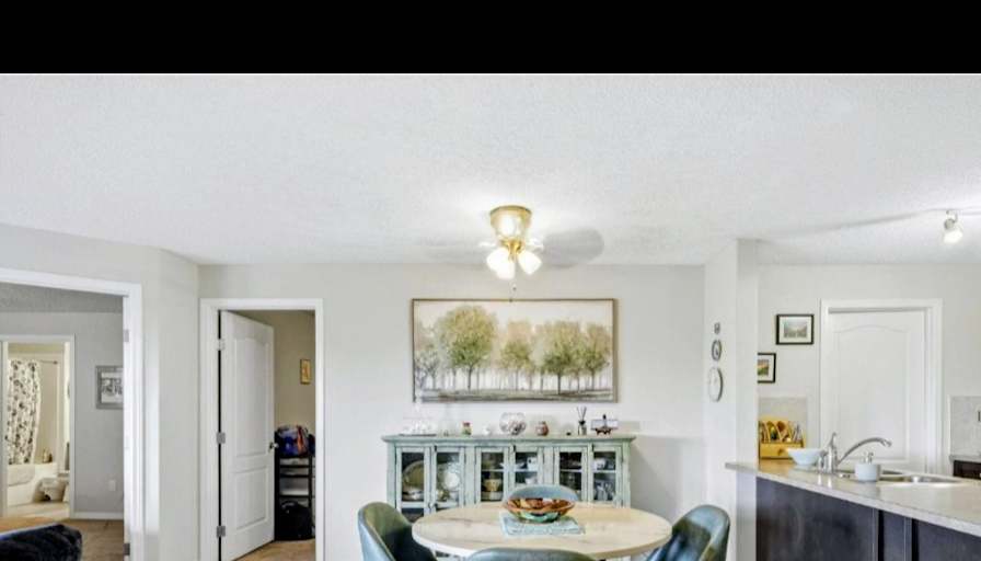 Ravneet Brar's room