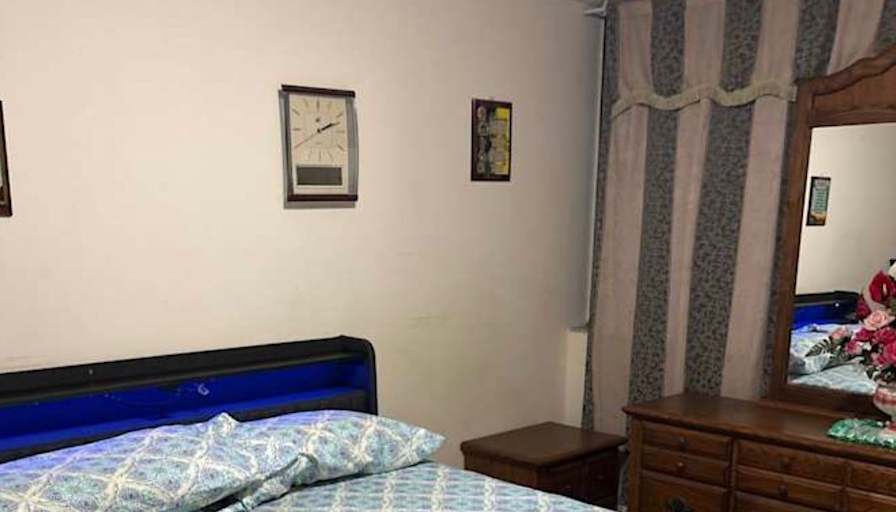 Donald Pinnock's room