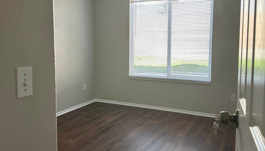 Hui's room