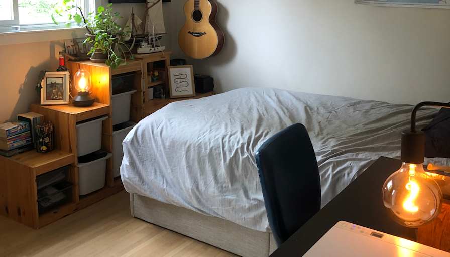 Jennifer's room