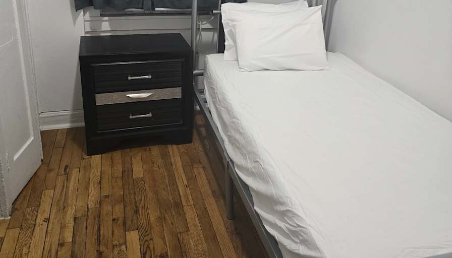 Rich's room