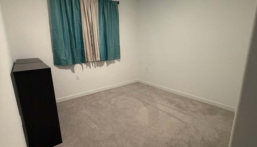 Lan's room