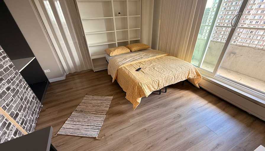 Eleftheri Denis's room