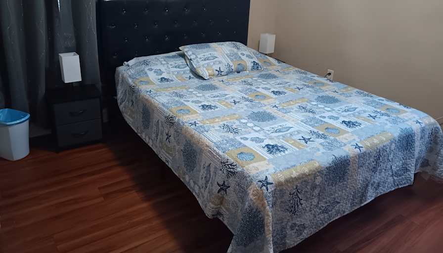 Erik's room