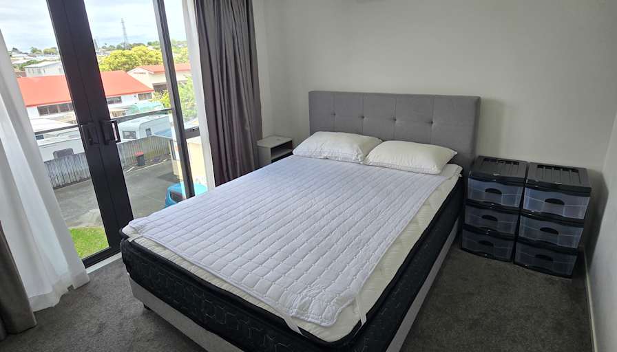 Nandhu's room