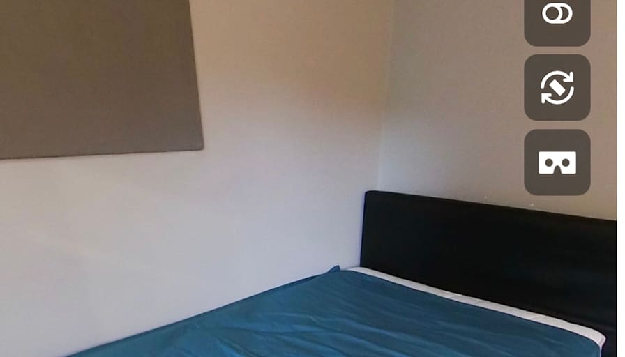 Alicia's room
