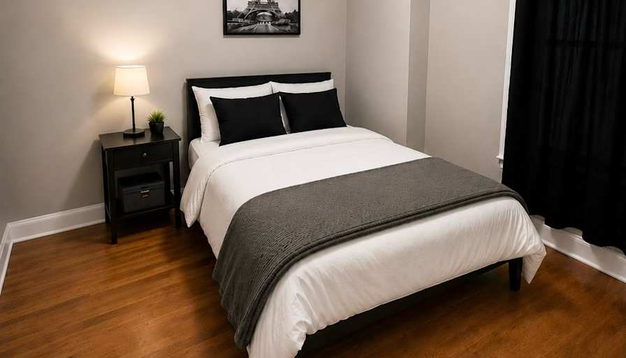 Sam's Company Holdings's room