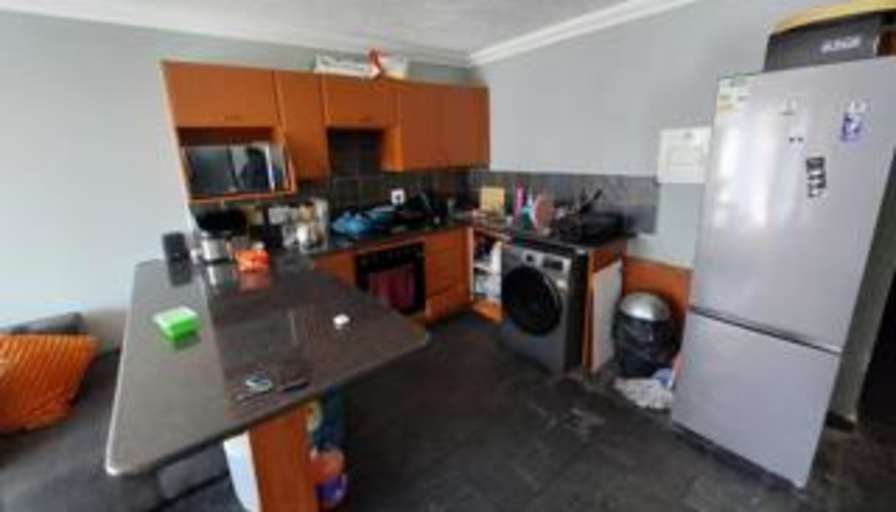 Nontobeko's room