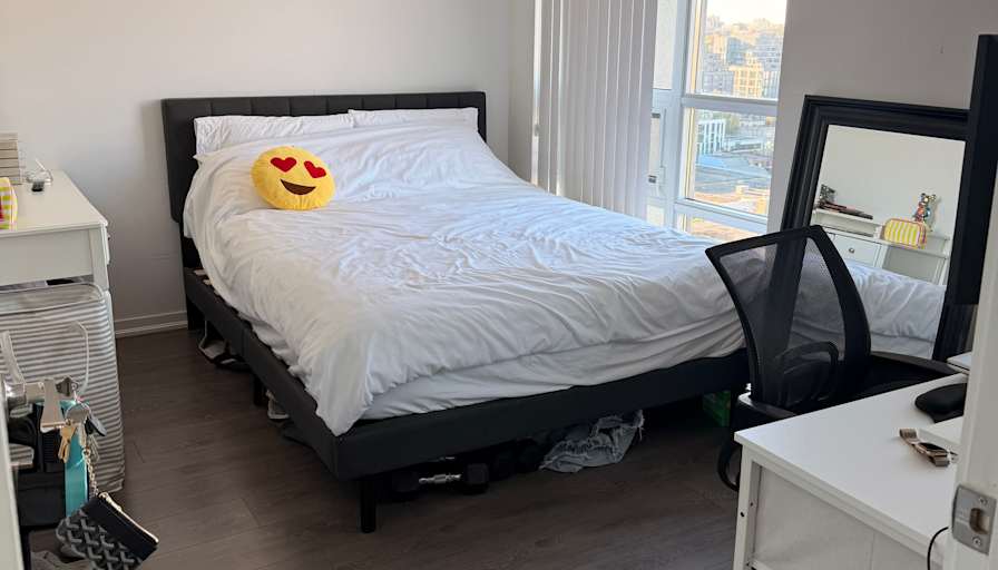 Lina Zahrddien's room