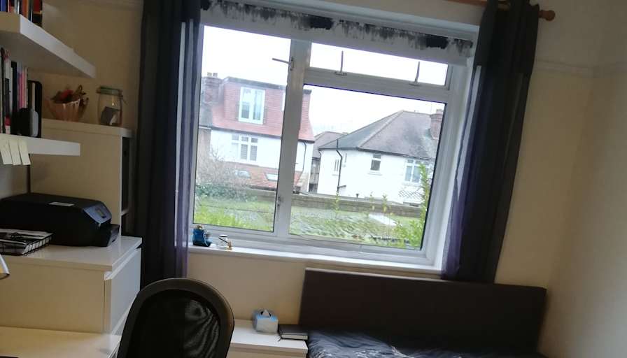 Dave's room