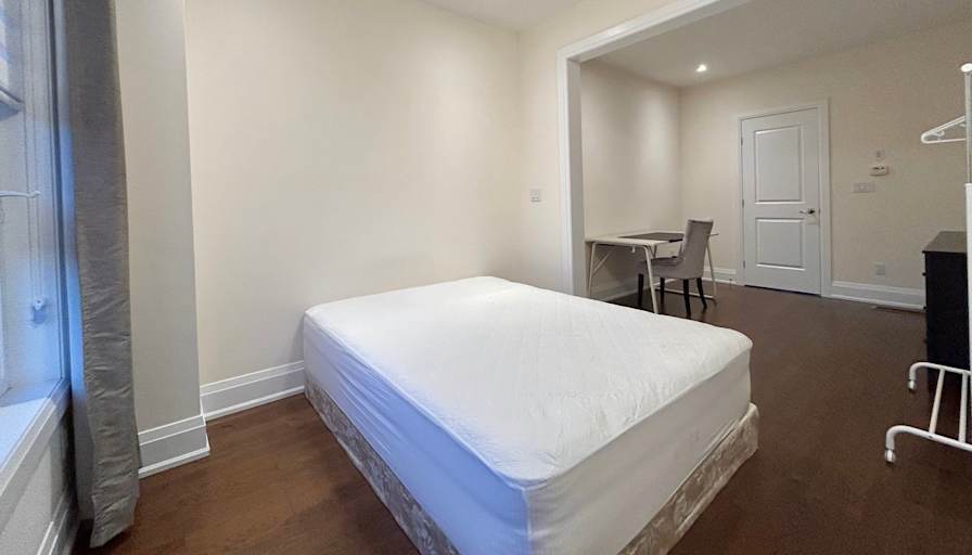 Jenny's room