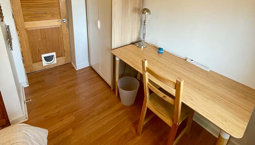 Dan's room