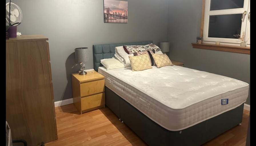 Anamica's room