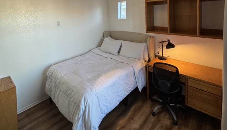 private outdoor spaces's room