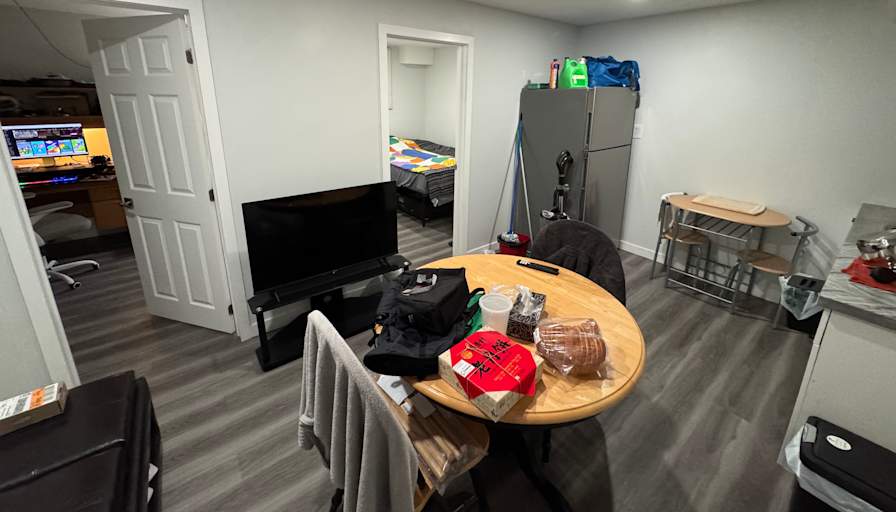 Anderson's room
