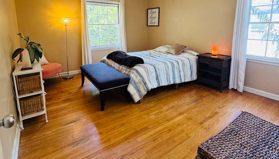 Lisa's room