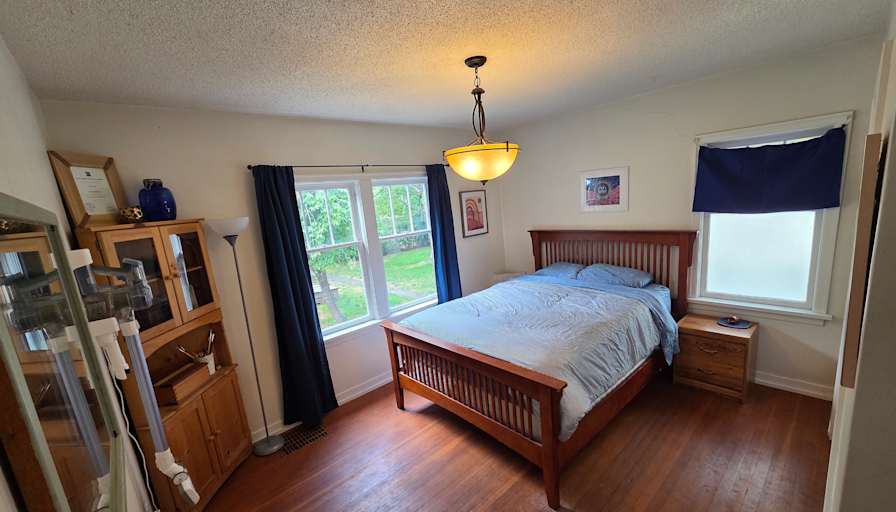 Jaclyn's room