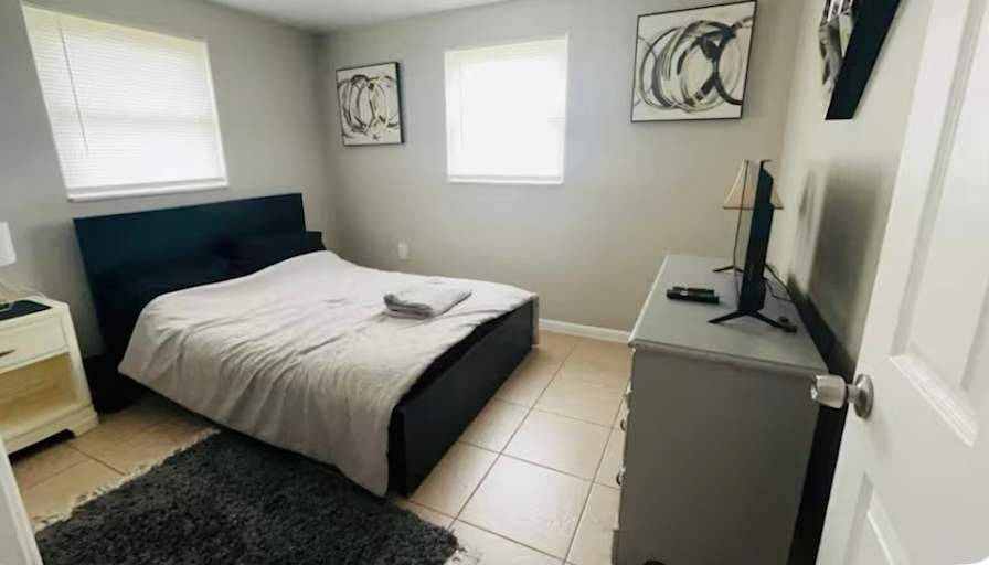 Courtney's room
