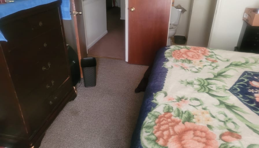 Jae's room