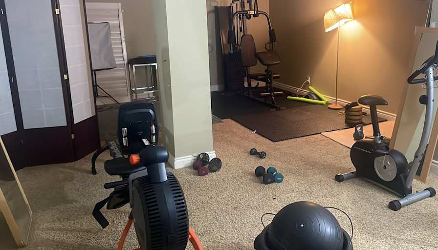 J Francisco Rivera's room