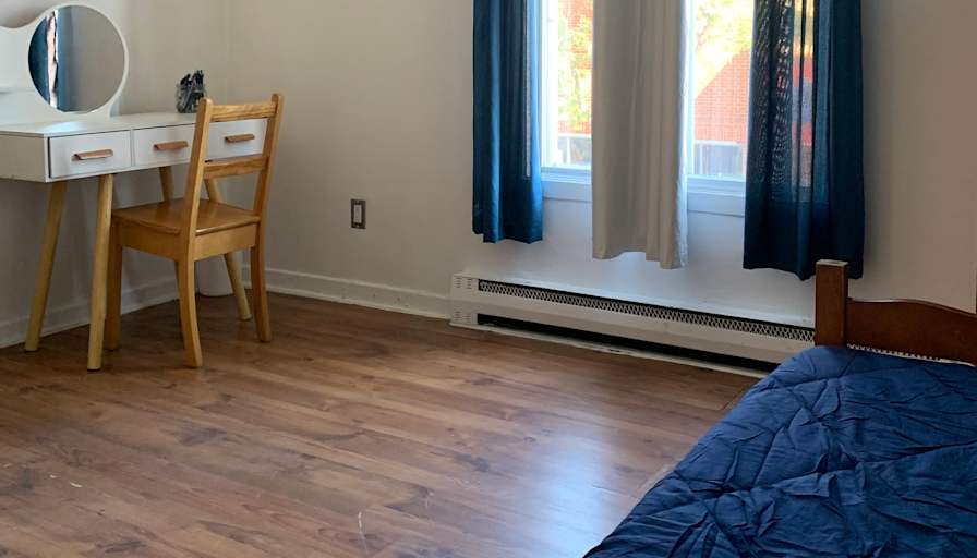 Crystal's room