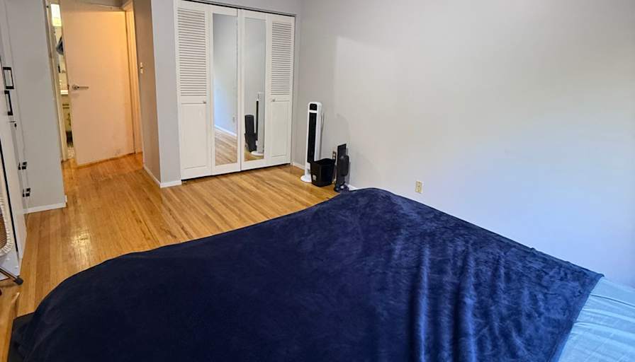 Saurav Anand's room