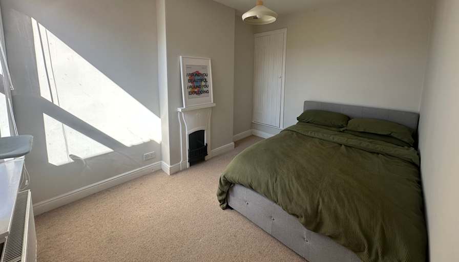 Alexis's room