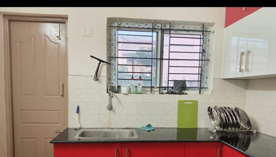Arif's room