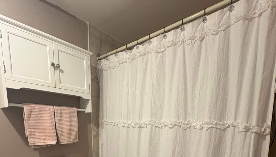 Suzy's room
