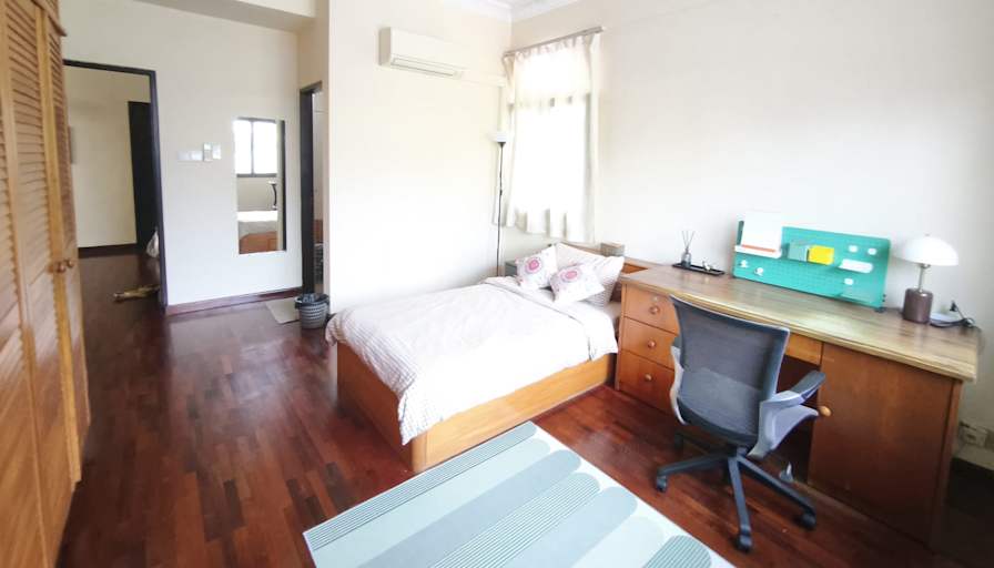 Kolive's room