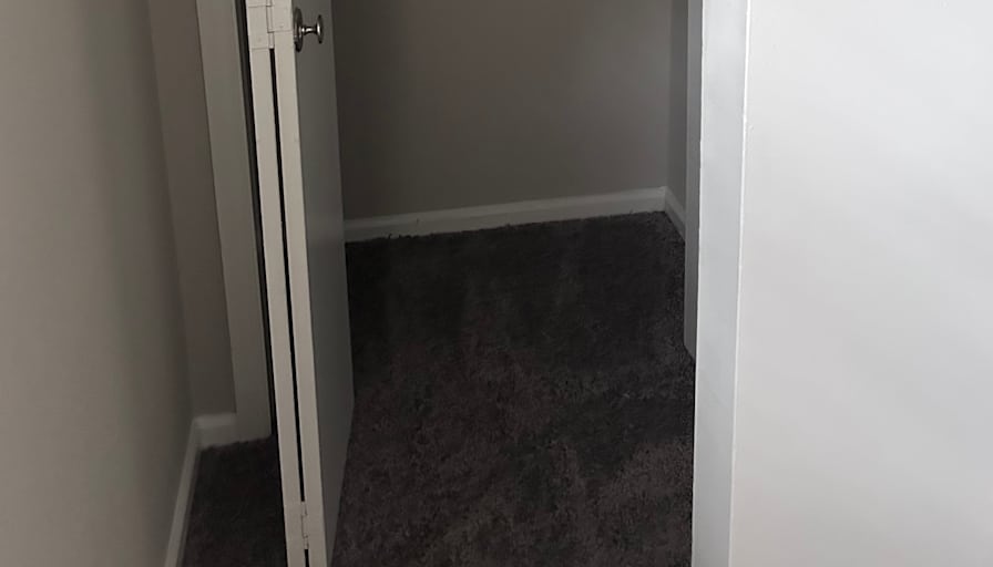 Brad Johnson's room