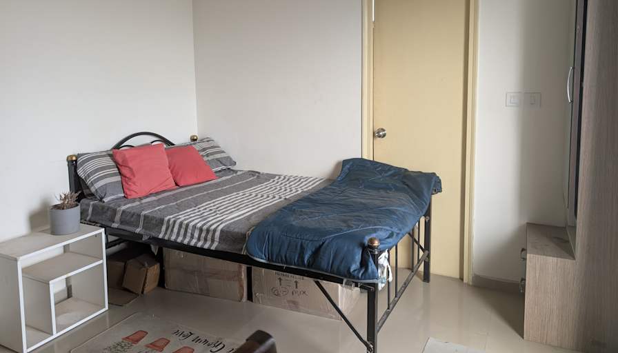 Keenan's room