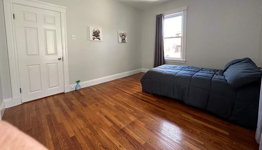 Lynford's room