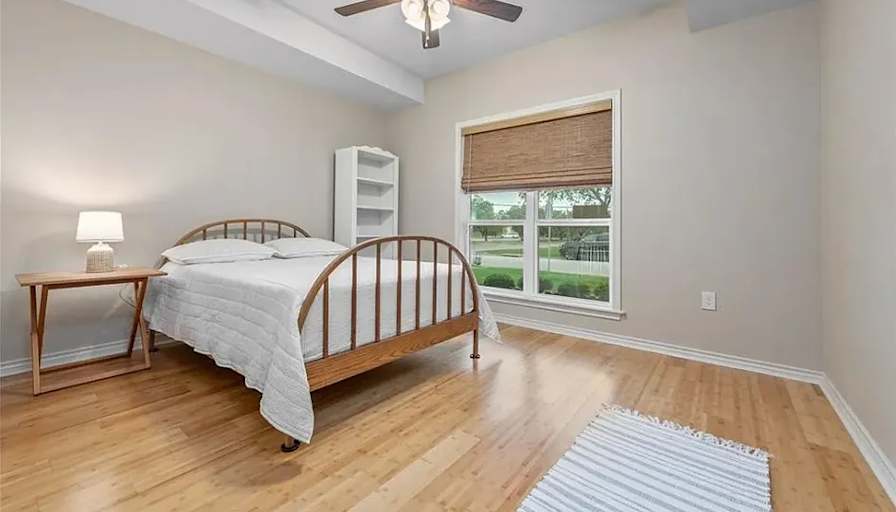 Alejandra's room