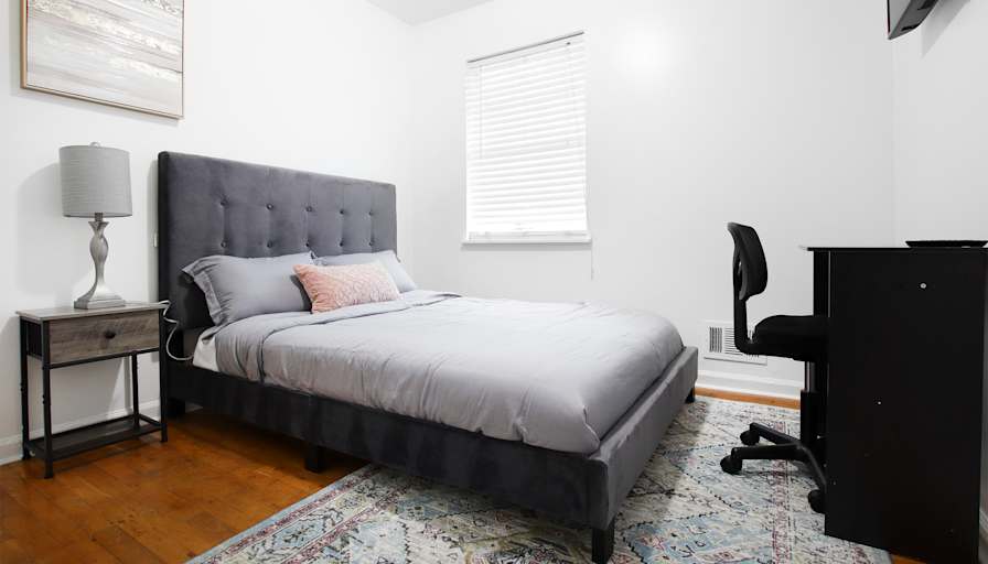 Mihe's room