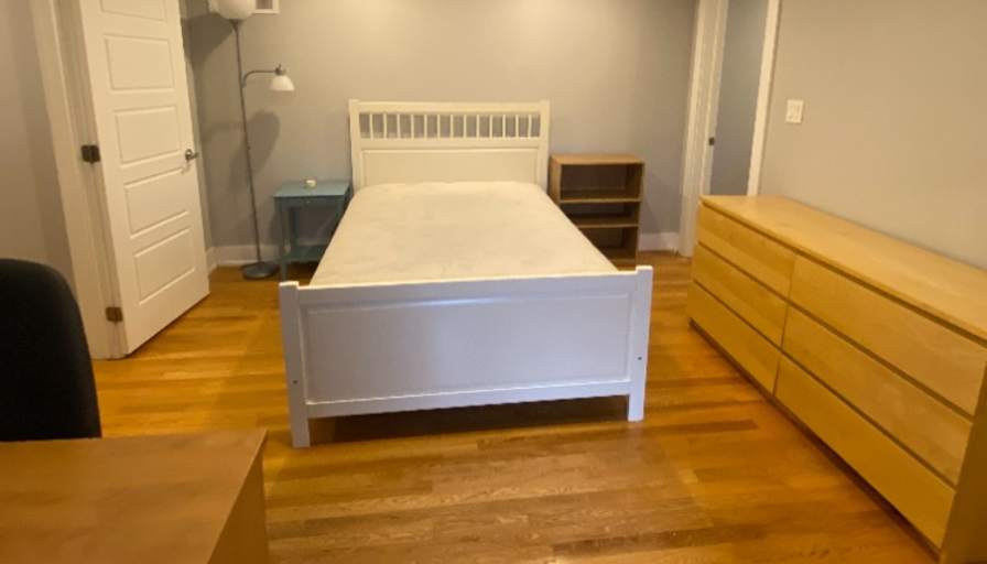 Atlas's room