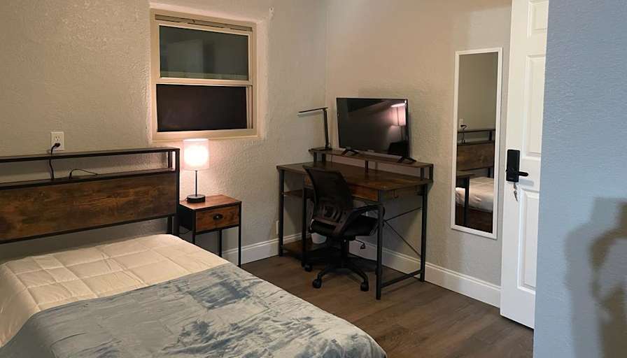 PadSplit's room