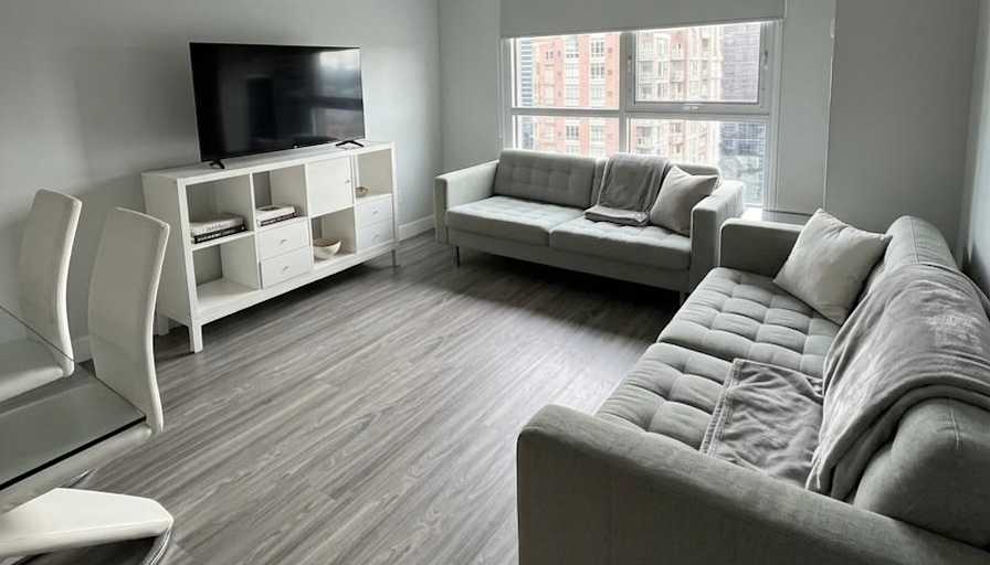 Norick's room