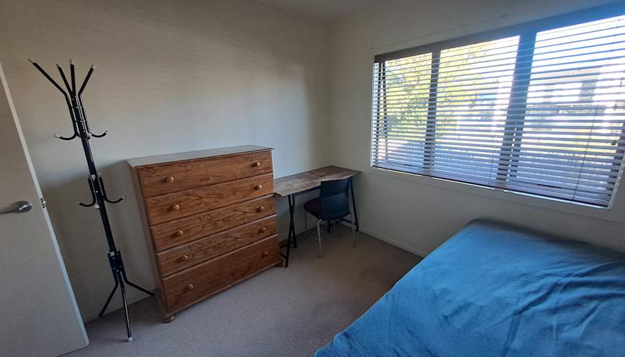 Linell's room