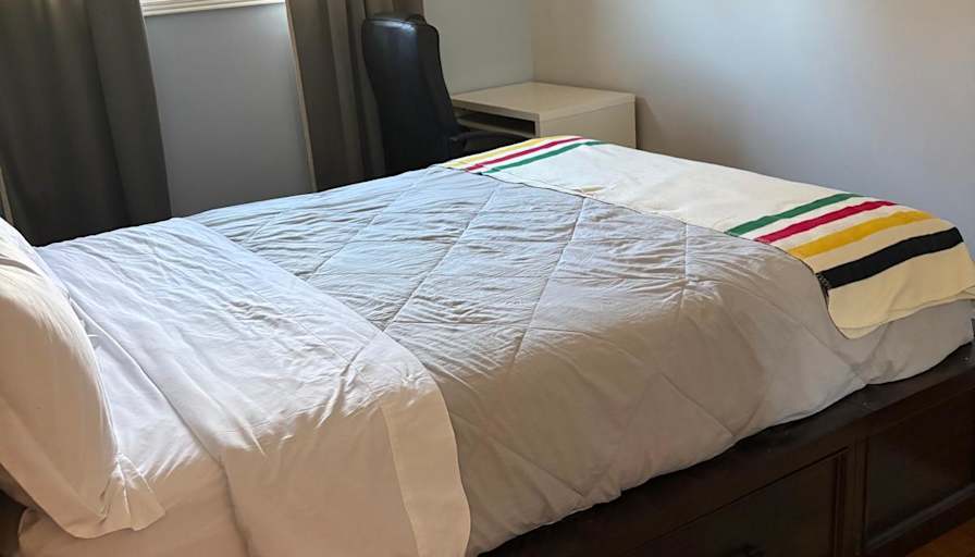 Heneritta Mcmahon's room